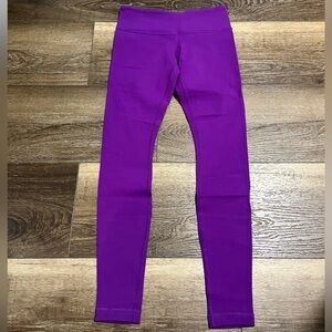 Lululemon size 6 - wunder under leggings